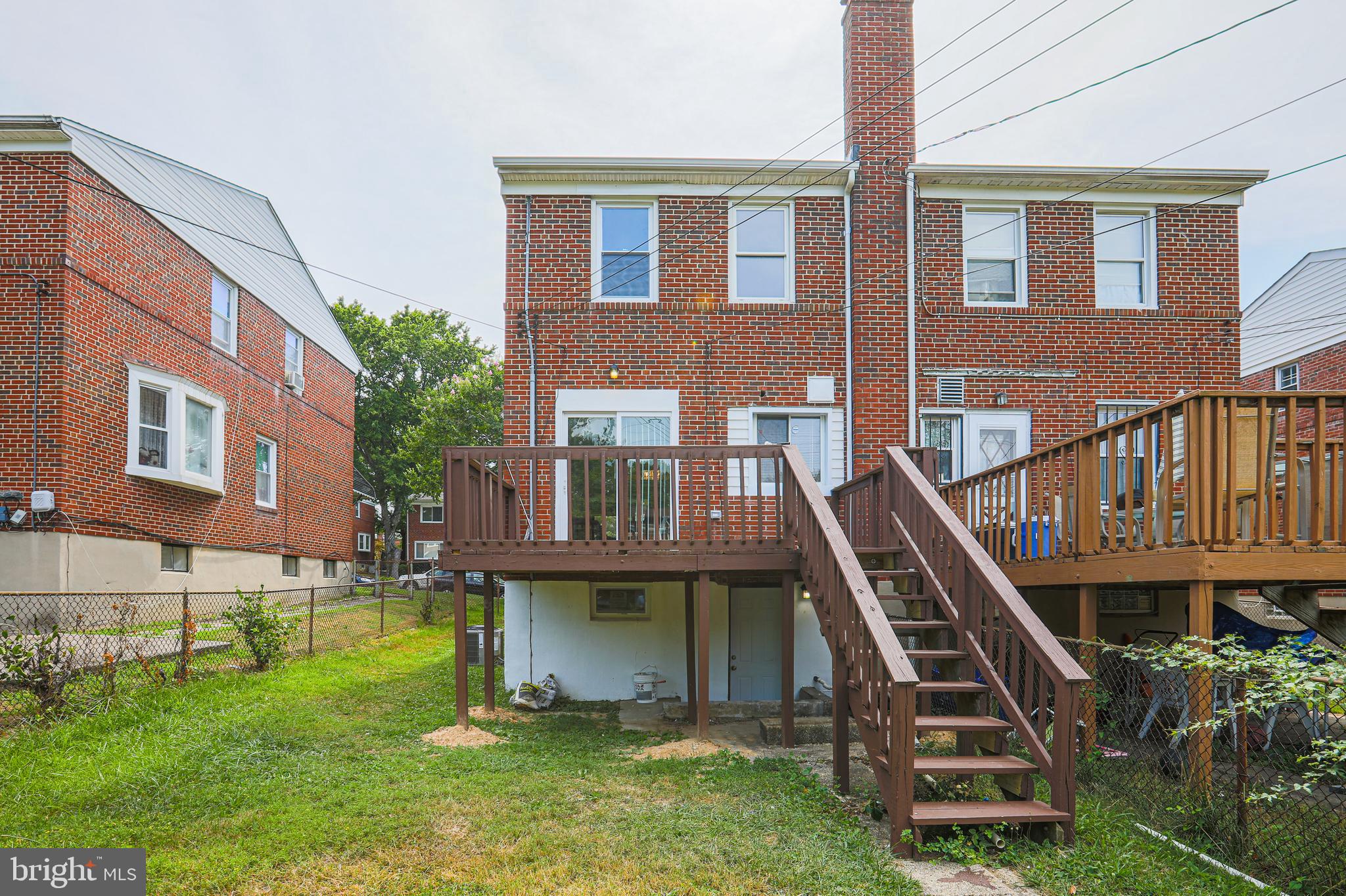 6210 Plymouth Road Baltimore, MD 21214 - Photo 48 of 63 Entertain on deck