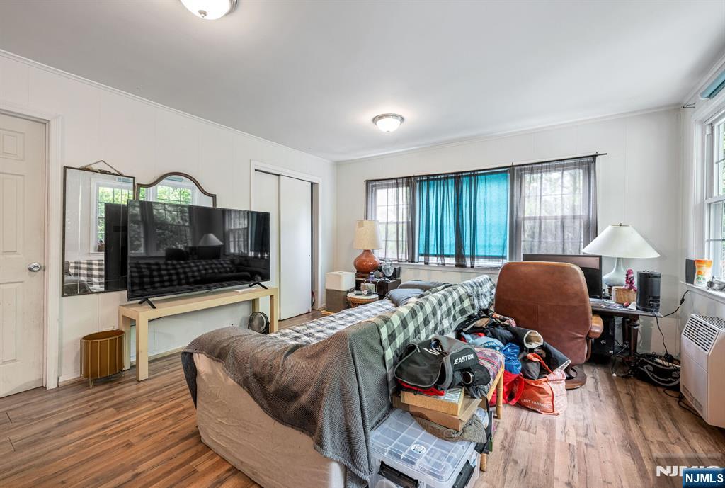 596 Wyckoff Avenue Mahwah, NJ 07430 - Photo 16 of 29