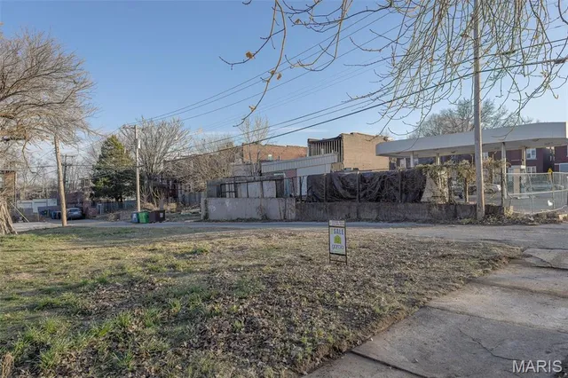 $10,000 | 3742 South Compton Avenue, St. Louis, MO 63118