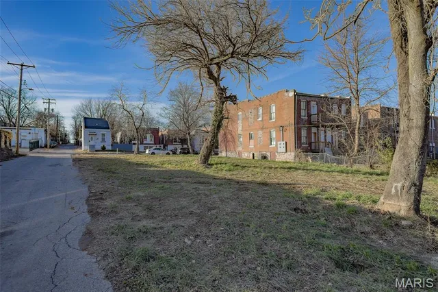 $10,000 | 3742 South Compton Avenue, St. Louis, MO 63118