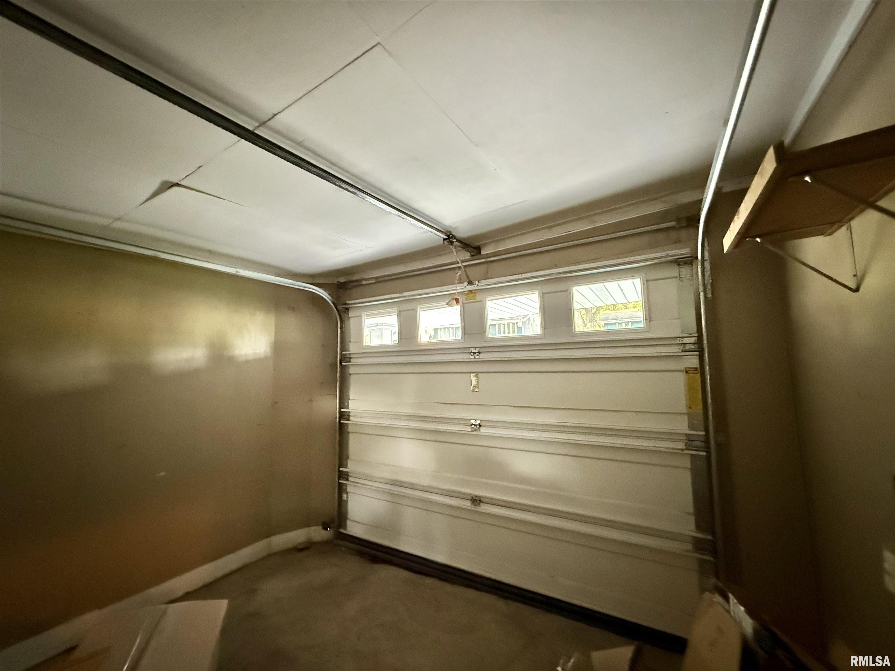 1035 East Myrtle Street Canton, IL 61520 - Photo 20 of 25
