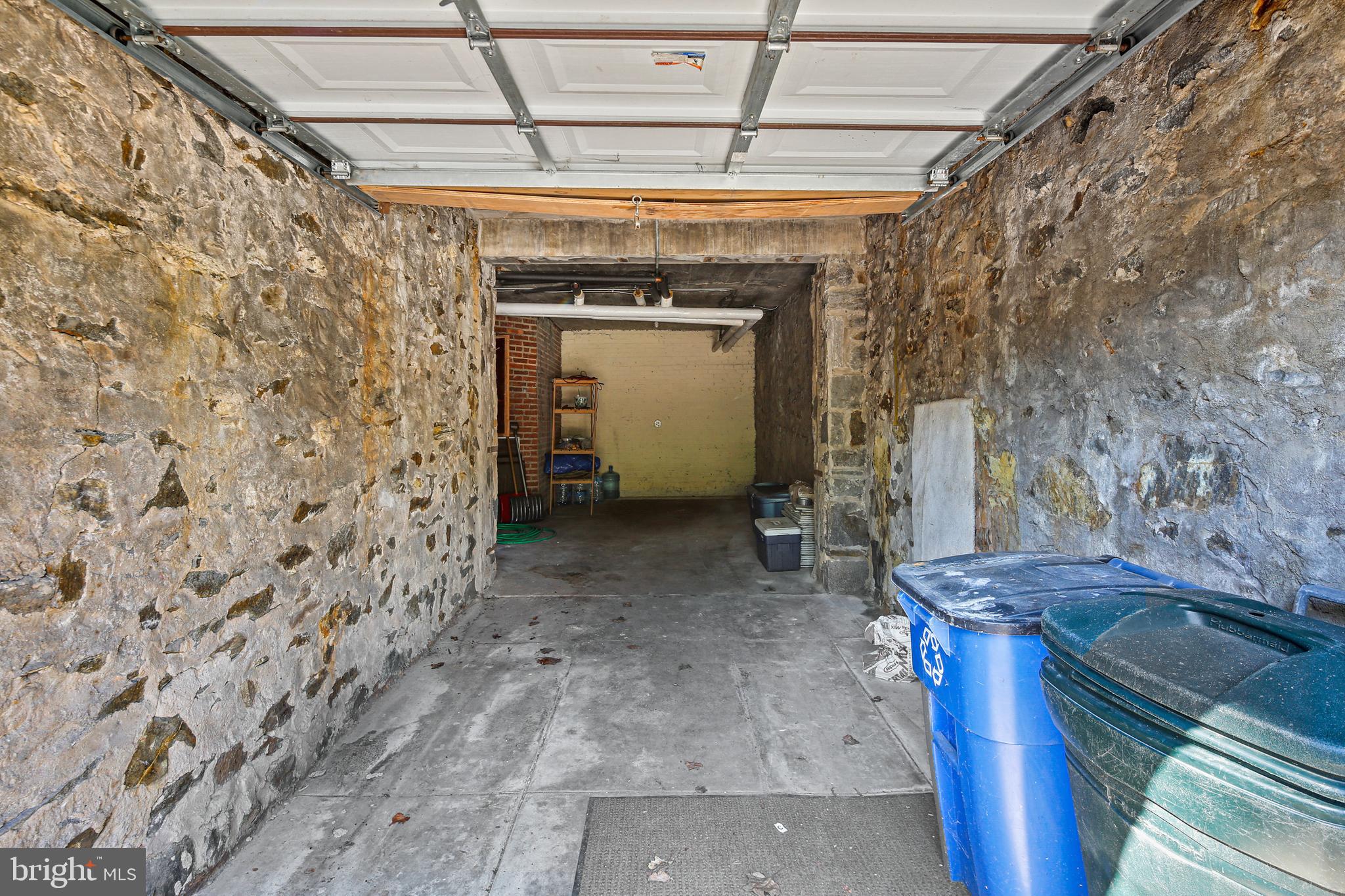 201 Ridgemede Road Baltimore, MD 21210 - Photo 38 of 40 Extra deep garage