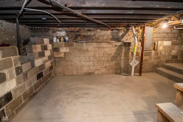 $280,000 | 341 East Morris Street, Indianapolis, IN 46225