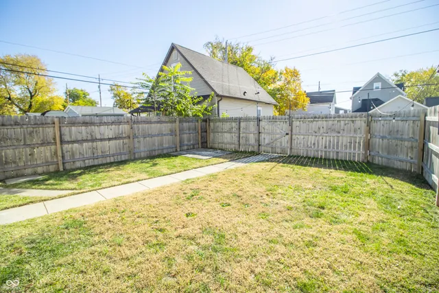 $280,000 | 341 East Morris Street, Indianapolis, IN 46225