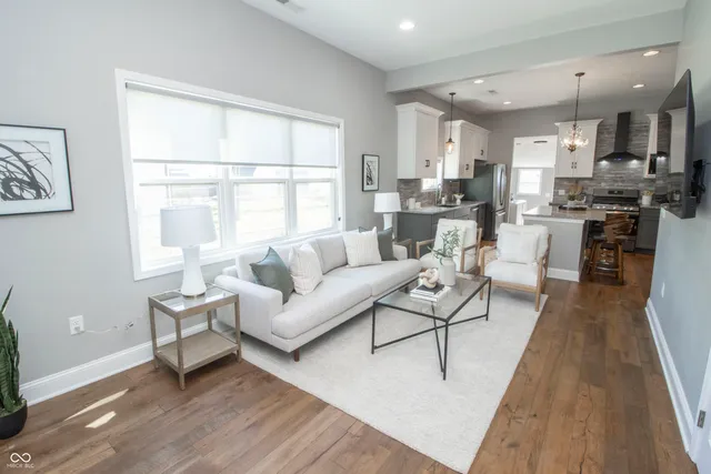 $280,000 | 341 East Morris Street, Indianapolis, IN 46225