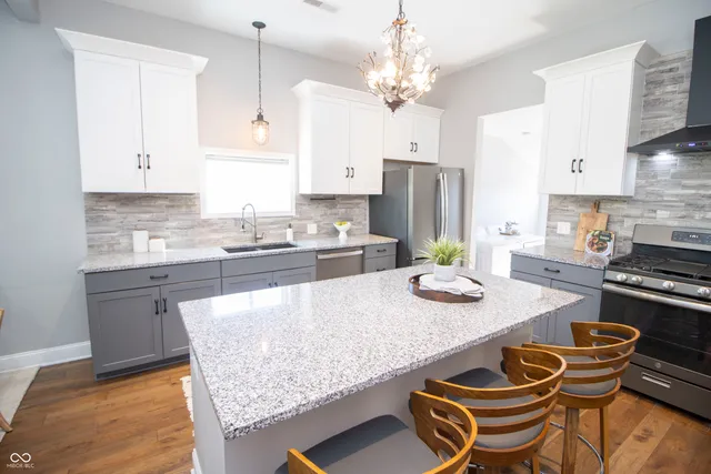 $280,000 | 341 East Morris Street, Indianapolis, IN 46225