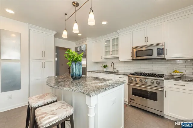 $899,000 | 33 Tuers Place, Montclair, NJ 07043