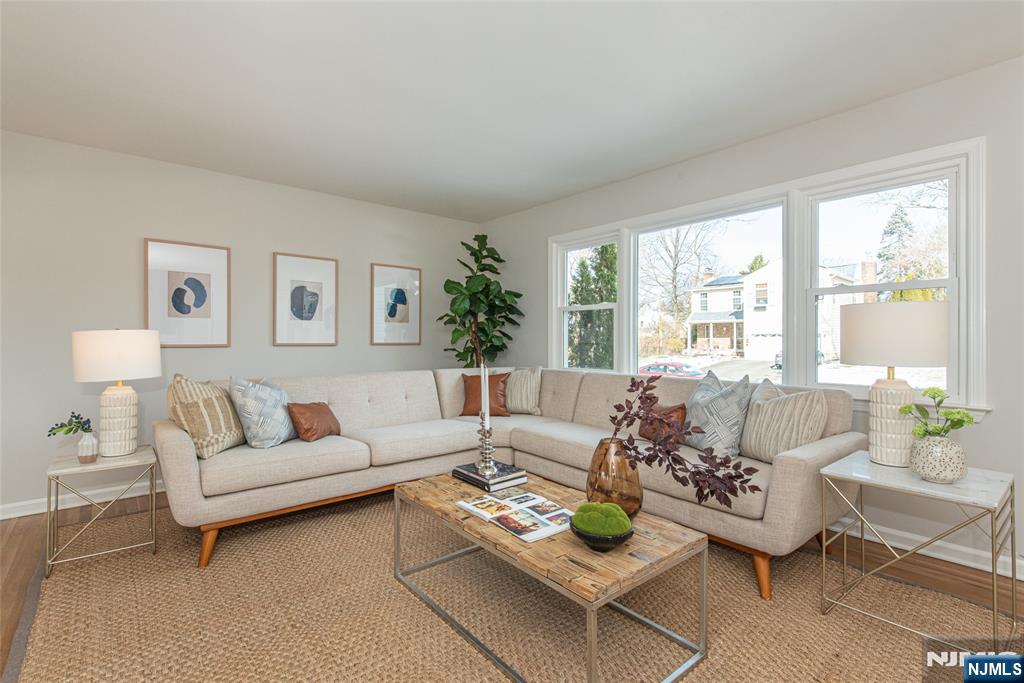 33 Tuers Place Montclair, NJ 07043 - Photo 5 of 30