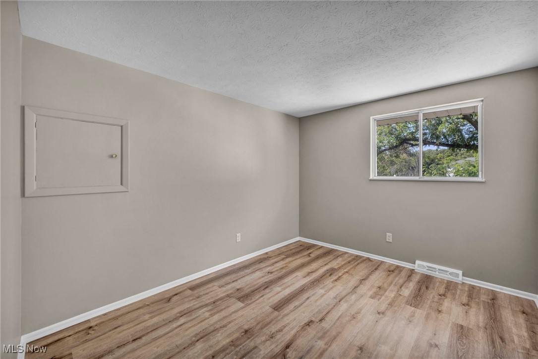 501 Button Road Bedford, OH 44146 - Photo 27 of 43 Gallery Image 27