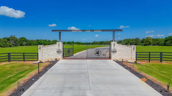 $265,000 | 489 E East, Fairfield, TX 75840
