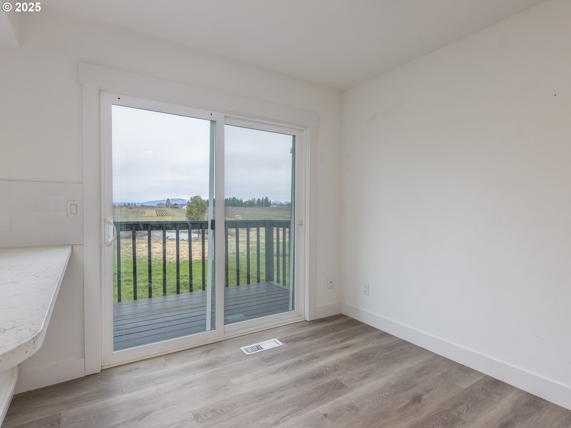 33133 Southeast Dodge Park Boulevard Gresham, OR 97080 - Photo 14 of 42