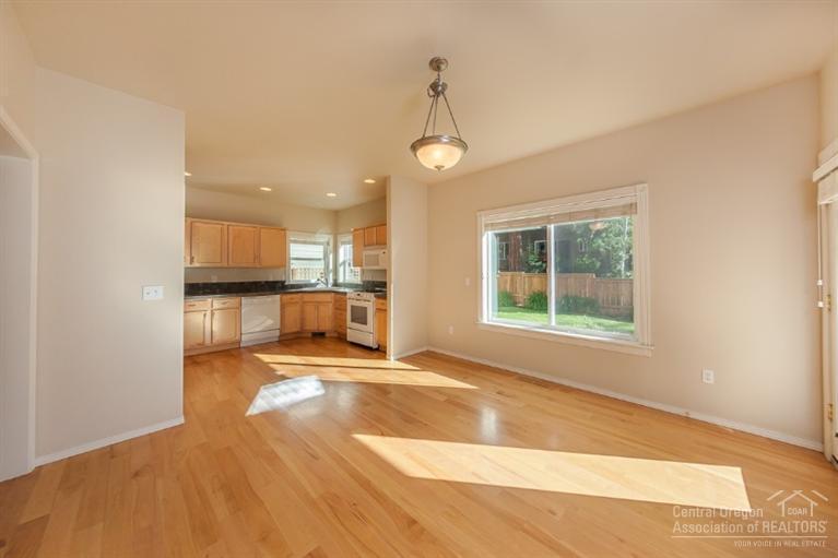 61258 Southwest Brookside Loop Bend, OR 97702 - Photo 5 of 24 Additional Photo