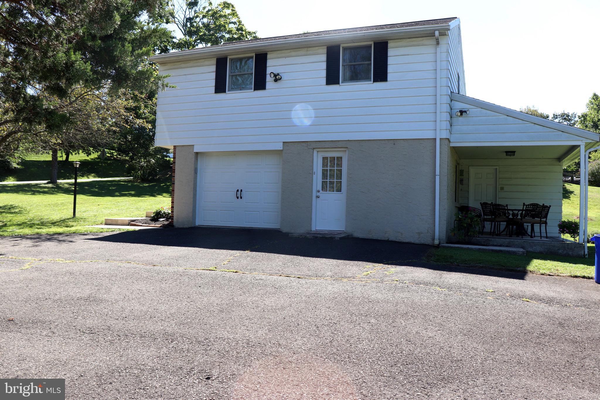 220 Greshville Road Boyertown, PA 19512 - Photo 5 of 39 Gallery Image 5