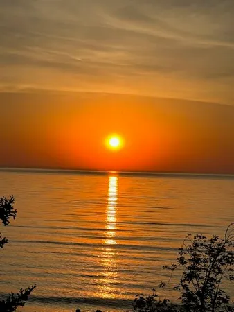 $390,000 | 5707 South Lake Street, Unit 5B, Glen Arbor, MI 49636