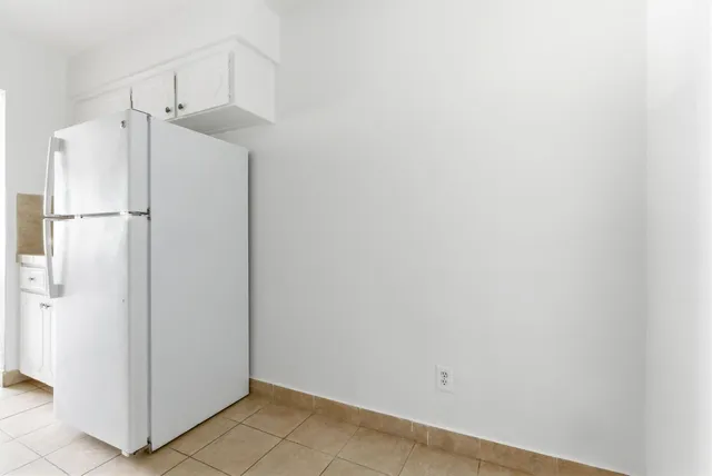 $1,400 | 616 South Irwin Street, Unit C, Hanford, CA 93230