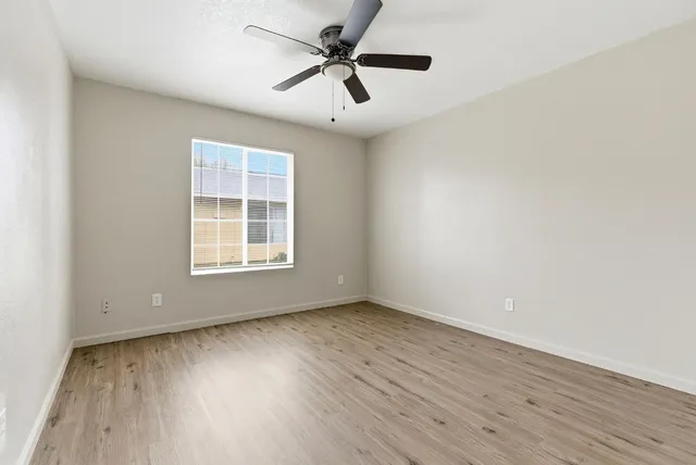 $1,400 | 616 South Irwin Street, Unit C, Hanford, CA 93230