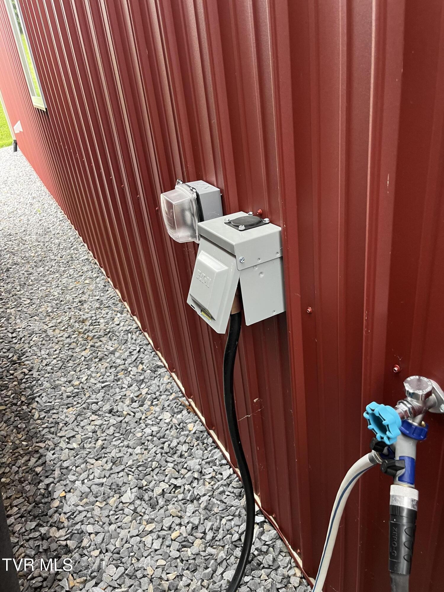 269 Oklahoma Road Telford, TN 37690 - Photo 31 of 46 50 Amp RV hookup