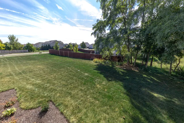 $600,000 | 451 Parkside Lane, Yorkville, IL 60560