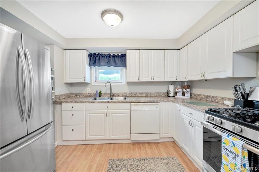 11183 Lapeer Road Davison, MI 48423 - Photo 14 of 25 Gallery Image 14