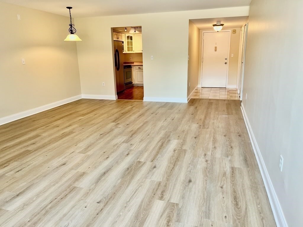 402 Paradise Road, Unit 1C Swampscott, MA 01907 - Photo 13 of 27
