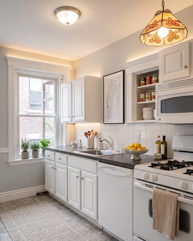 30 Chiswick Road, Unit 4 Boston, MA 02135 - Photo 5 of 11