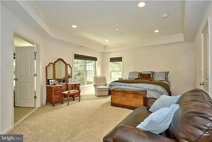 1545 Rabbit Hollow Place Silver Spring, MD 20906 - Photo 16 of 28 Master BR suite w/sitting area
