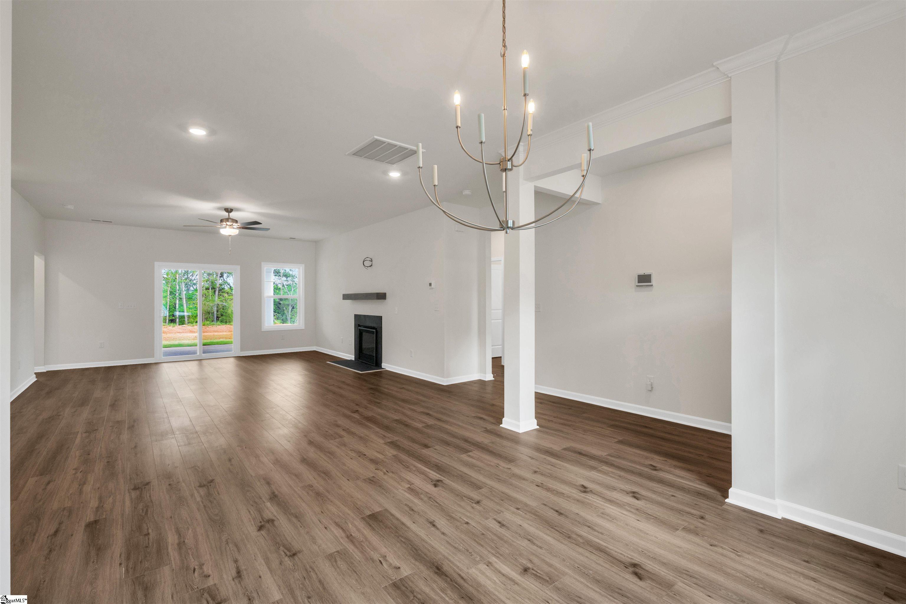 123 Hunter Ridge Drive Boiling Springs, SC 29316 - Photo 6 of 36 Gallery Image 6