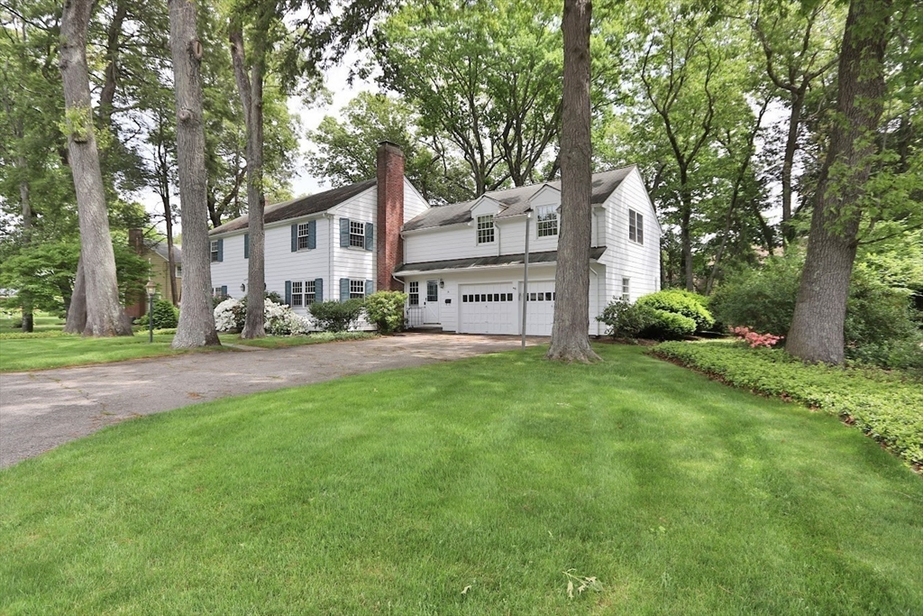 19 Pine Needle Road Wayland, MA 01778 - Photo 3 of 33 Gallery Image 3