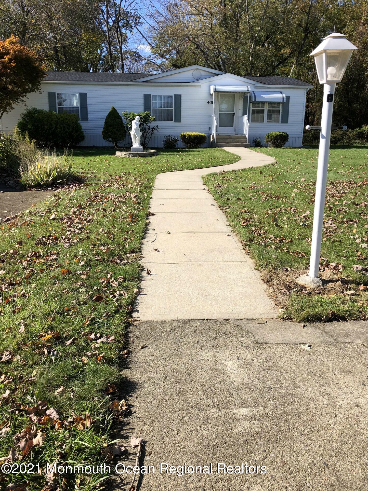 408 Woody Road Freehold, NJ 07728 - Photo 2 of 32 IMG_6120