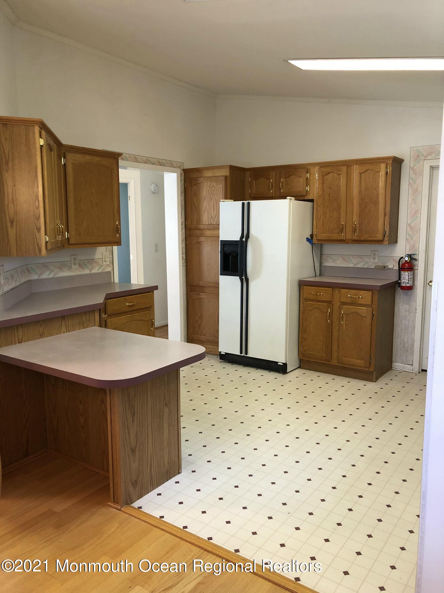 408 Woody Road Freehold, NJ 07728 - Photo 12 of 32 IMG_6128