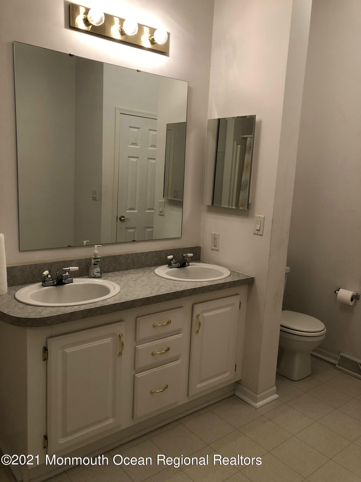 408 Woody Road Freehold, NJ 07728 - Photo 23 of 32 IMG_6142