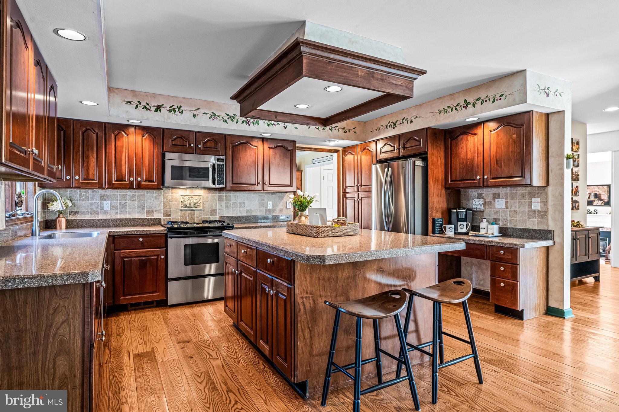 320 McKendimen Road Medford, NJ 08055 - Photo 15 of 81 All appliances included