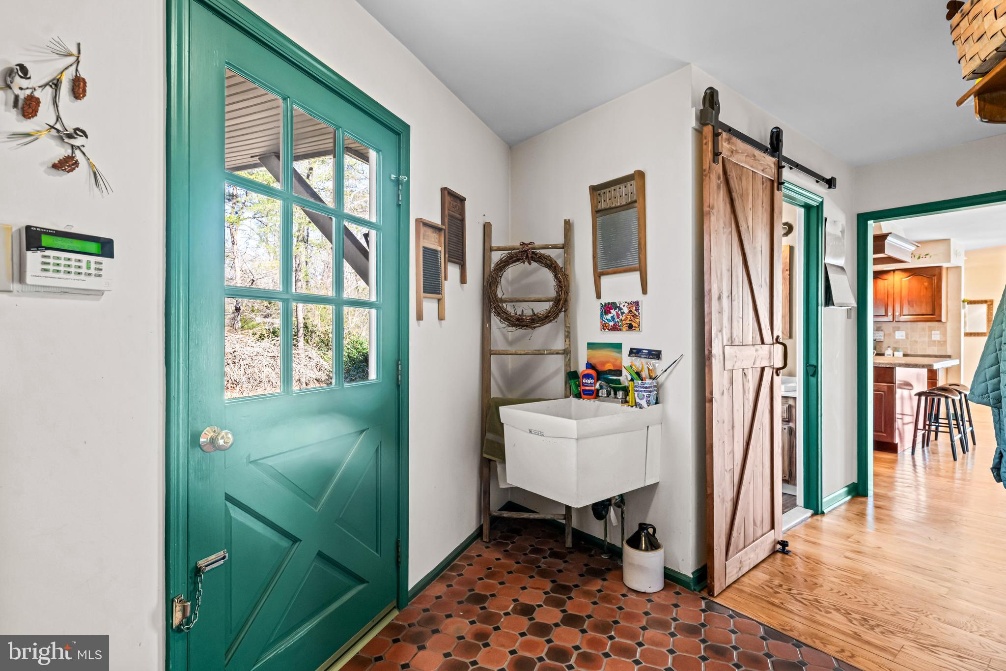 320 McKendimen Road Medford, NJ 08055 - Photo 21 of 81 Second front door entry into the mud room