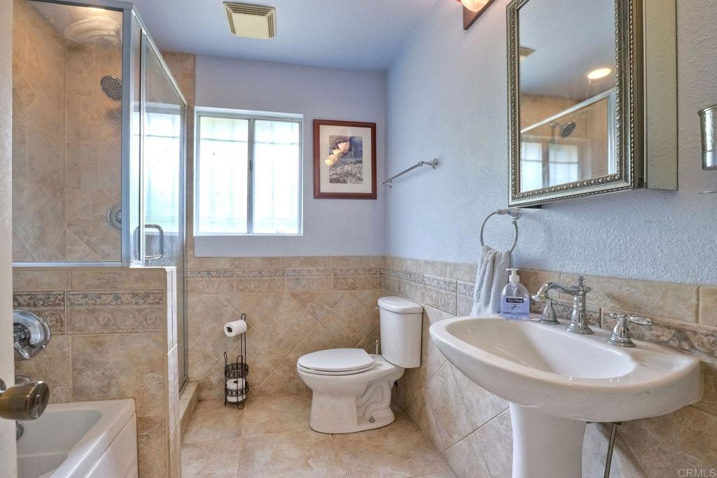 548 Taylor Street Vista, CA 92084 - Photo 35 of 74