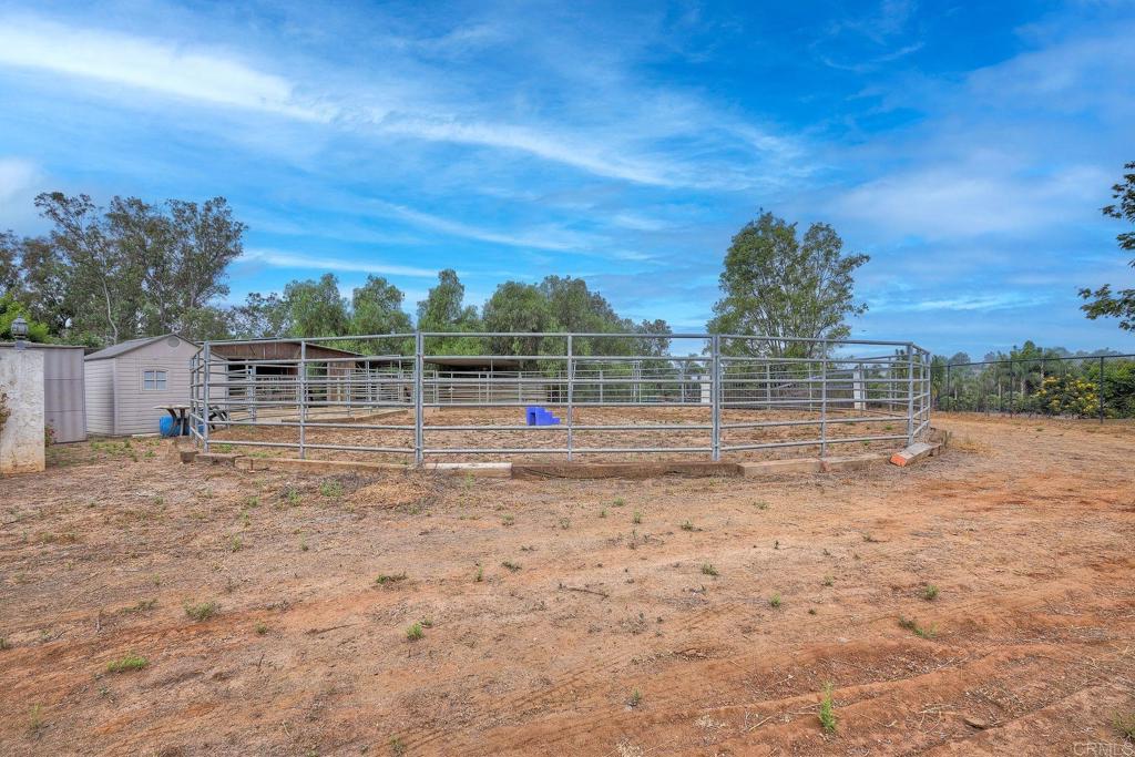 548 Taylor Street Vista, CA 92084 - Photo 40 of 74