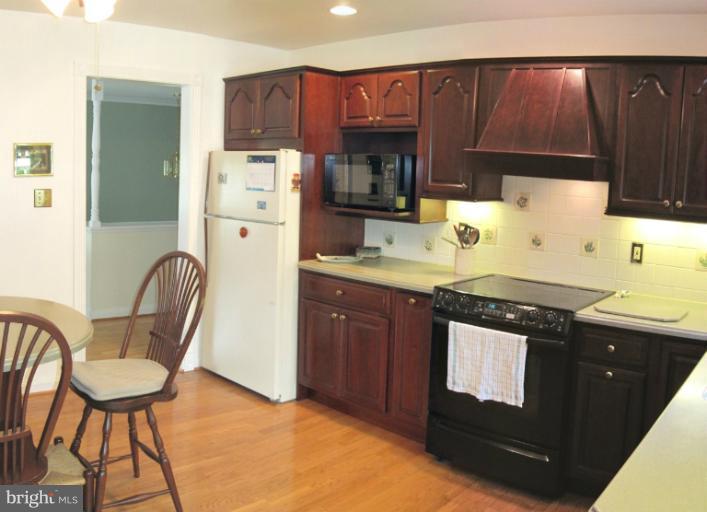 5398 Pond Mountain Road Broad Run, VA 20137 - Photo 11 of 22 Kitchen