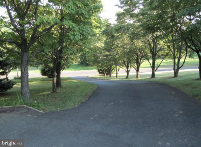 5398 Pond Mountain Road Broad Run, VA 20137 - Photo 4 of 22 Exterior (General)