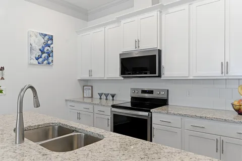 $529,500 | 3030 Wiltshire Park Place, Hermitage, TN 37076