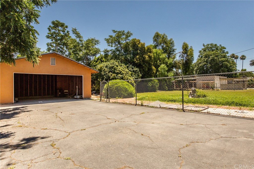 6770 Palm Avenue Riverside, CA 92506 - Photo 23 of 27