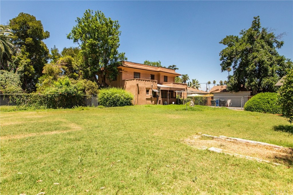 6770 Palm Avenue Riverside, CA 92506 - Photo 24 of 27