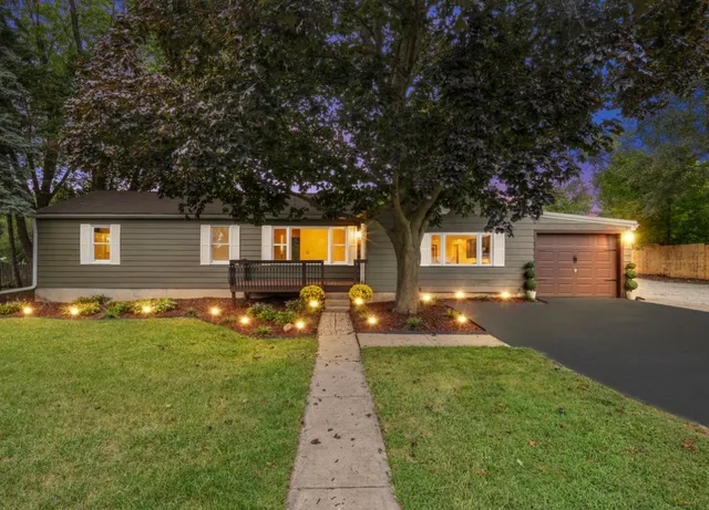 $367,000 | 21974 West Engle Drive, Lake Villa, IL 60046