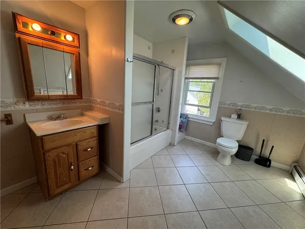 $7,000 | 60 Berkeley Avenue, Unit 2, Newport, RI 02840