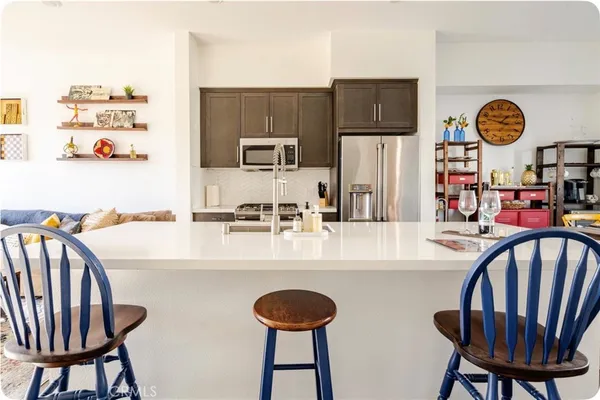 $4,800 | 285 Dockside Lane, San Pedro, CA 90731