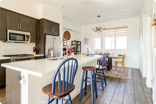 $4,800 | 285 Dockside Lane, San Pedro, CA 90731