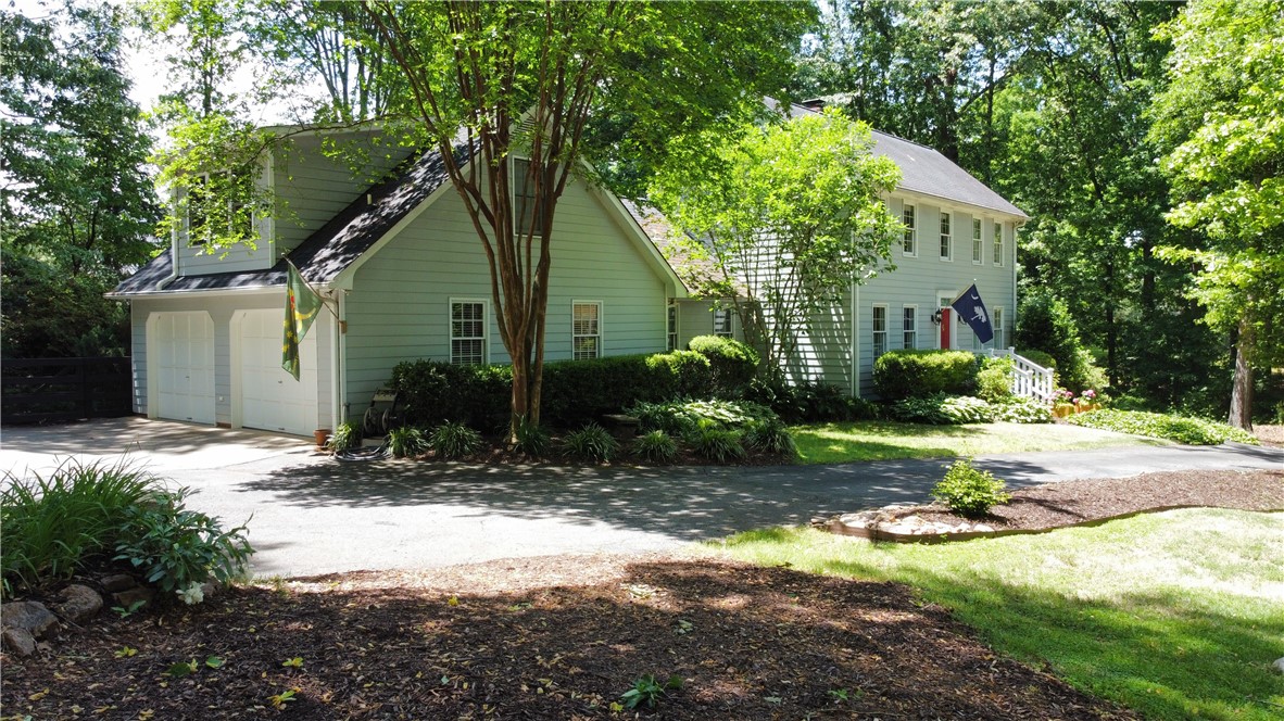 112 Bowen Road Anderson, SC 29621 - Photo 3 of 43