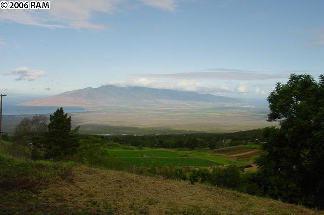 0 Koheo Road Kula, HI 96790 - Photo 12 of 20 a view of an ocean and mountain