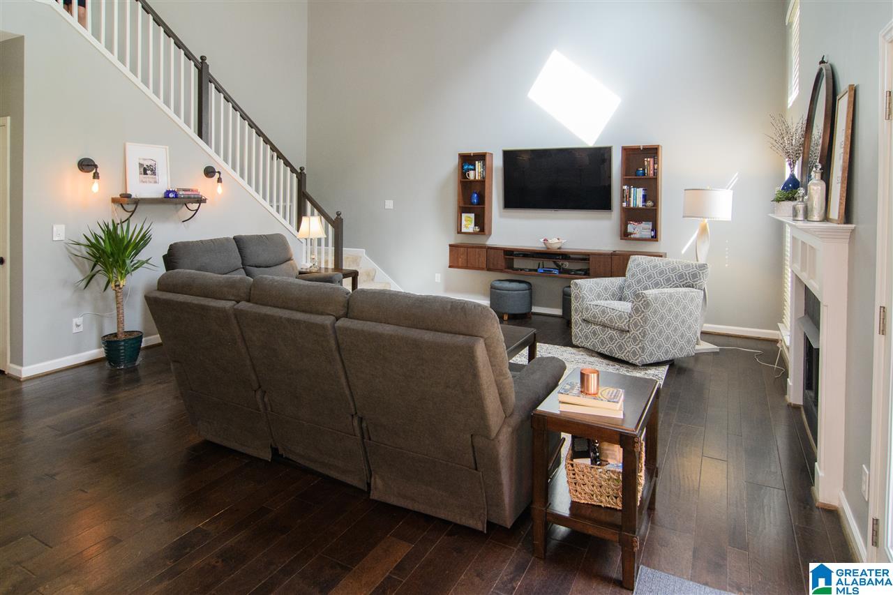 1585 Deer Valley Road Birmingham, AL 35226 - Photo 4 of 39