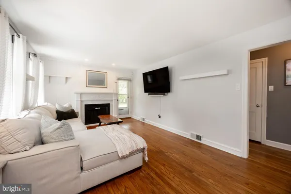 $425,000 | 2781 Egypt Road, Norristown, PA 19403