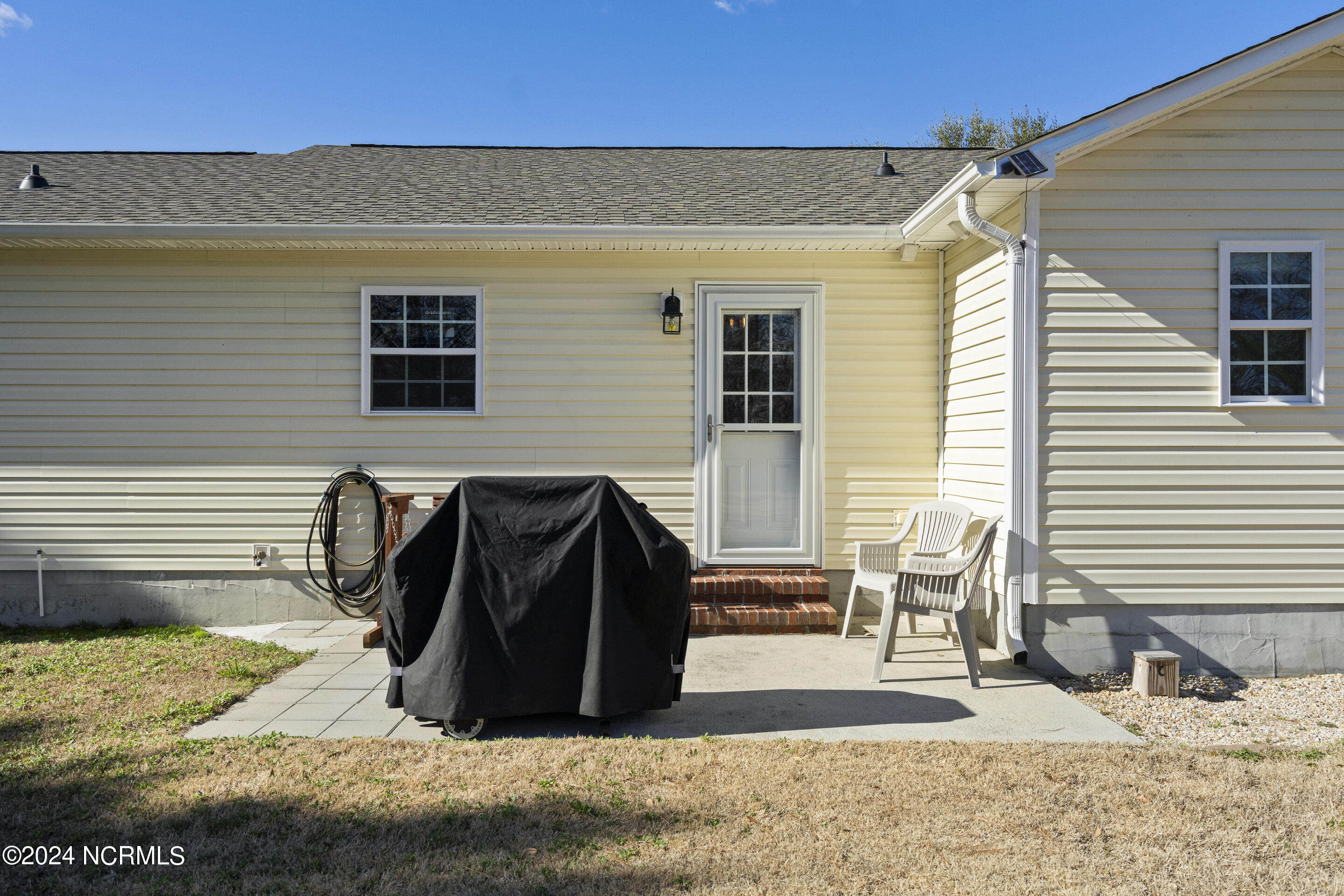 102 Burrell Lane Richlands, NC 28574 - Photo 32 of 43 Open Patio