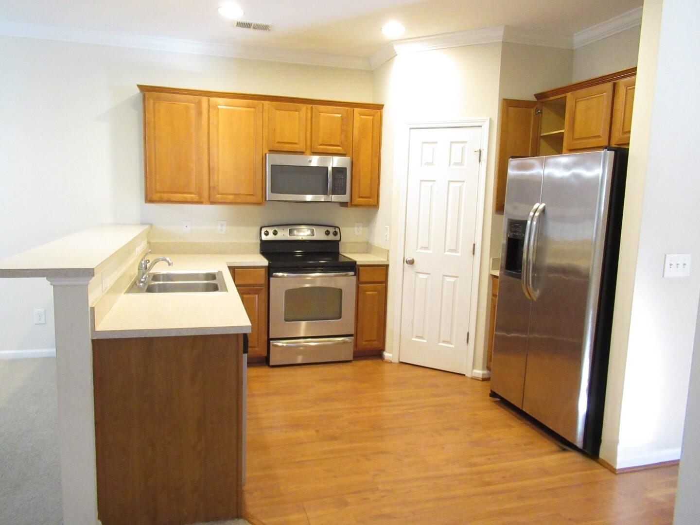 1666 Ruger Drive Sumter, SC 29150 - Photo 4 of 27 kitchen (2)